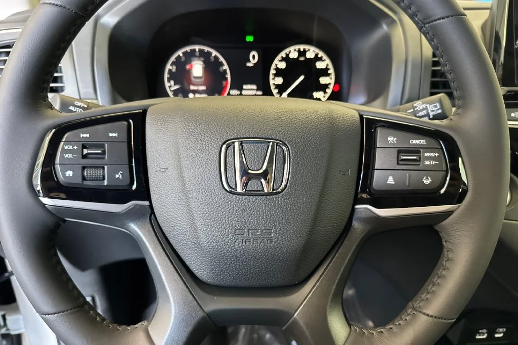 New 2027 Crystal Black Pearl Honda EX-L image 30