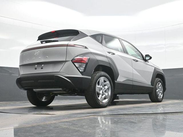 New 2027 Gray Hyundai SE AWD image 26