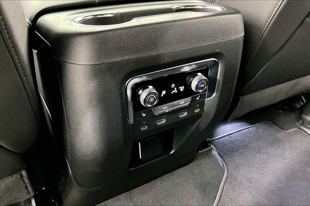 Used 2025 Beige Chevrolet Premier image 6
