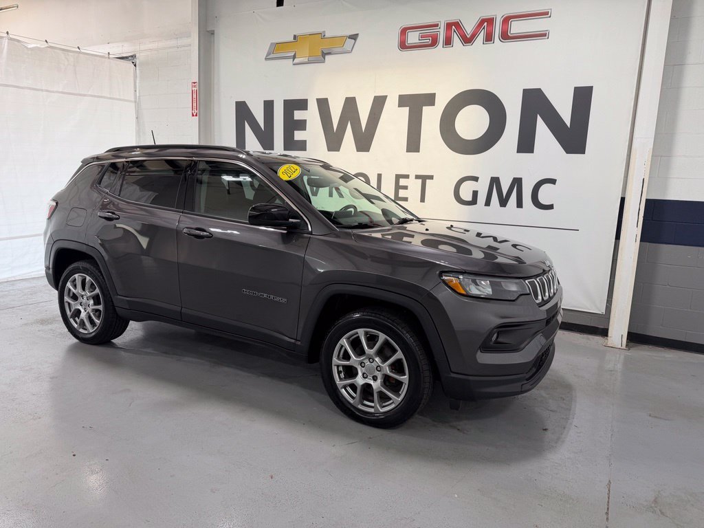Used 2022 Jeep Compass Latitude Lux with VIN 3C4NJDFB8NT151911 for sale in Shelbyville, TN