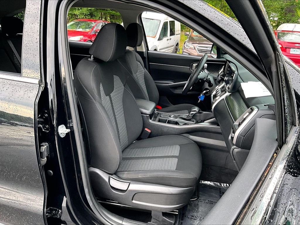 Used 2022 Ebony Black Kia LX image 11
