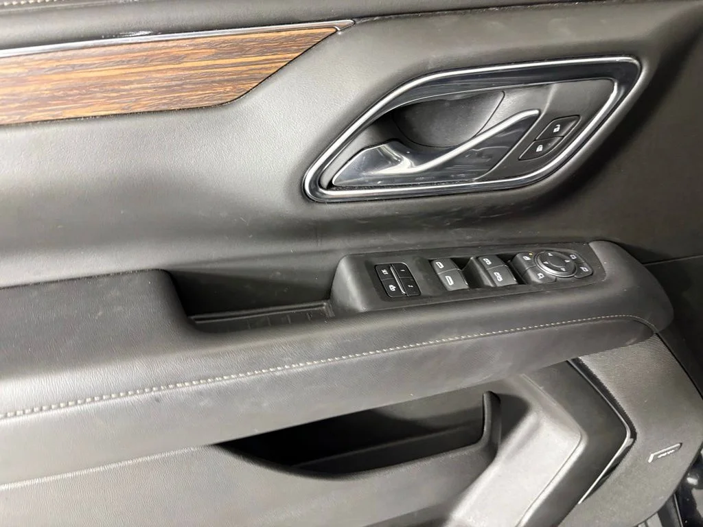 Used 2024 Black Chevrolet High Country image 25