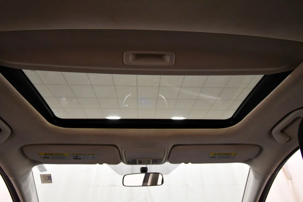 Certified Used 2016  Honda EX image 17