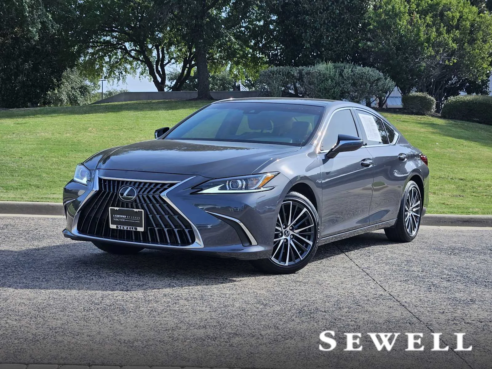2025 Lexus ES 350 