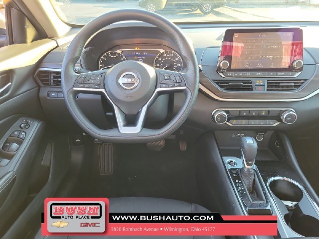 Used 2024 Gray Nissan 2.5 SV image 10