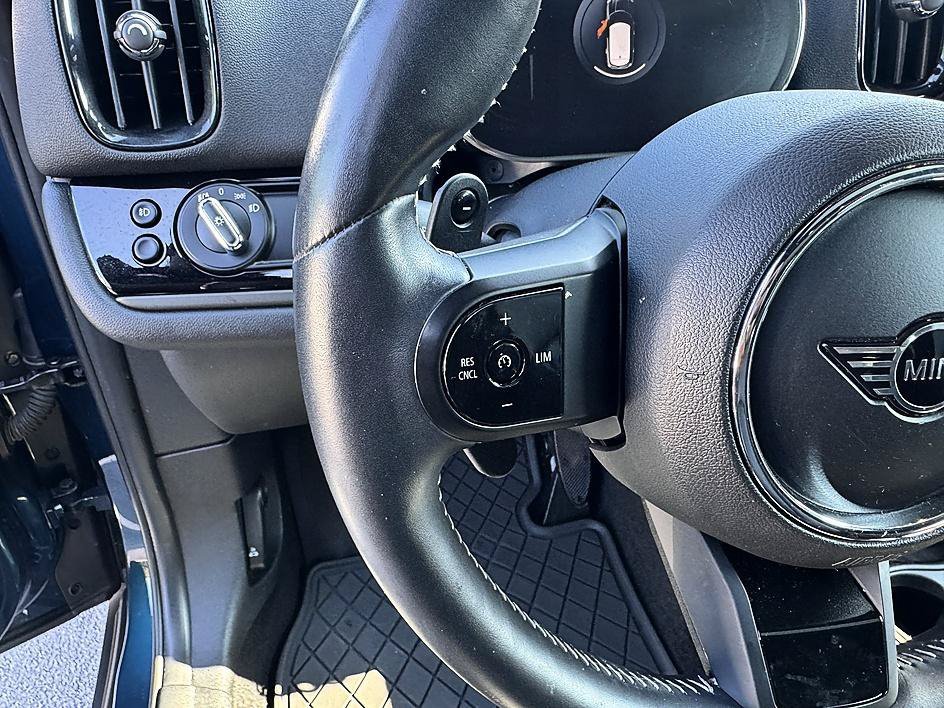 Used 2022 Island Blue Metallic MINI Cooper S image 13