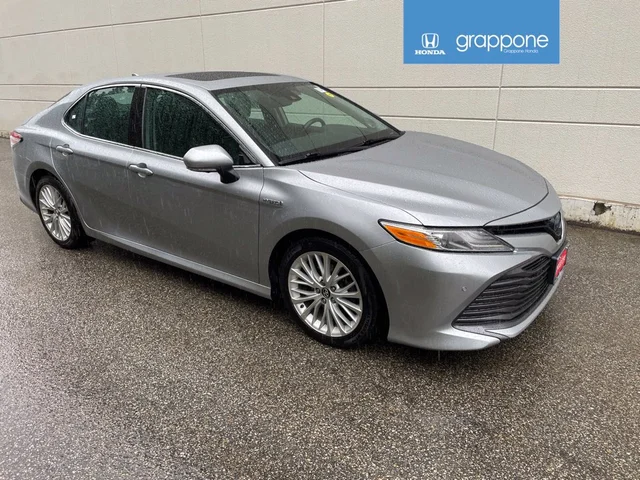 2019 Toyota Camry Hybrid XLE