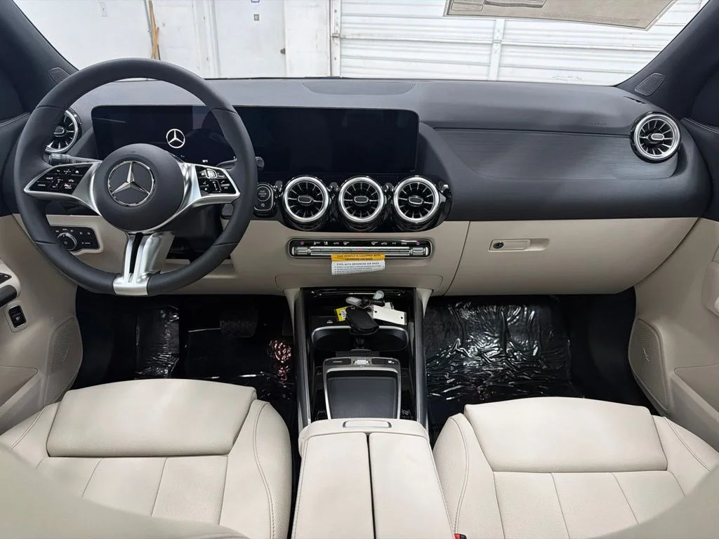 New 2026 Gray Mercedes-Benz GLA 250 image 23