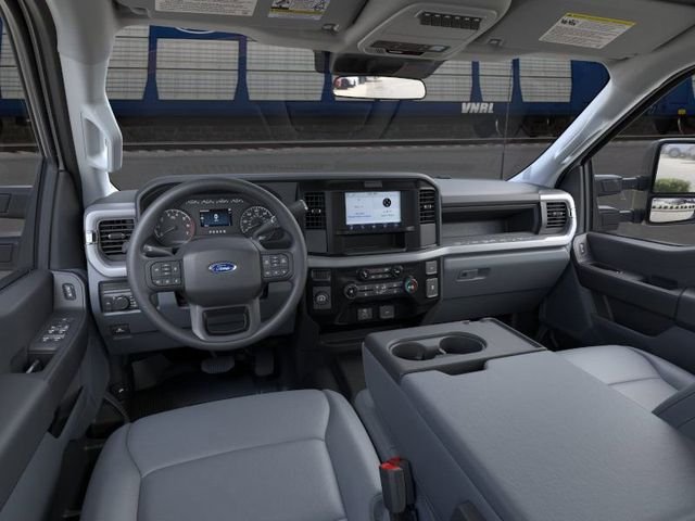 2025 Ford F-250 Super Duty XL - Photo 9
