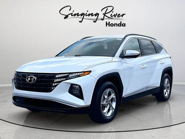 Used 2022 Gray Hyundai SEL image 3