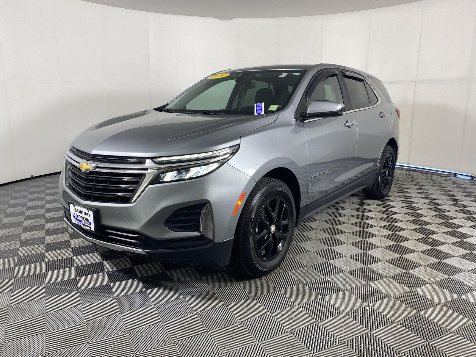 Used 2024 Sterling Gray Metallic Chevrolet LT image 3