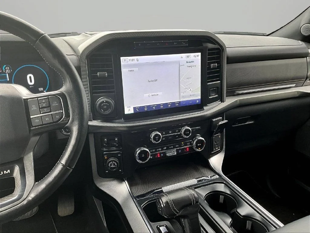 Used 2022 Gray Metallic Ford Platinum image 12