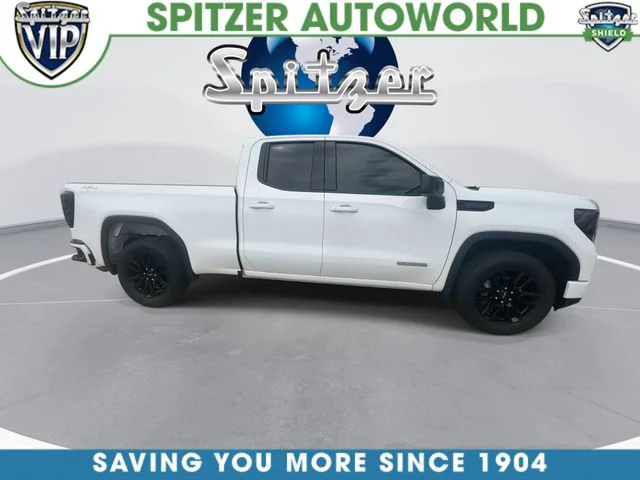 Used 2023 White GMC Elevation image 11