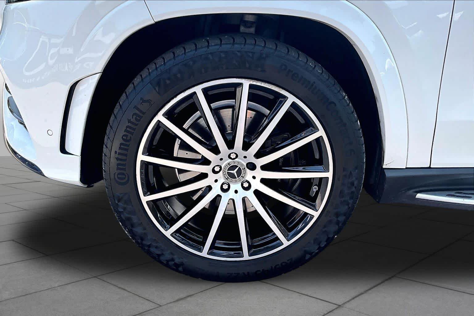 Certified Used 2023 Polar White Mercedes-Benz GLS 450 image 11