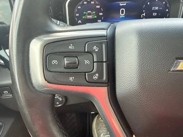 Used 2025 Gray Chevrolet LT image 29