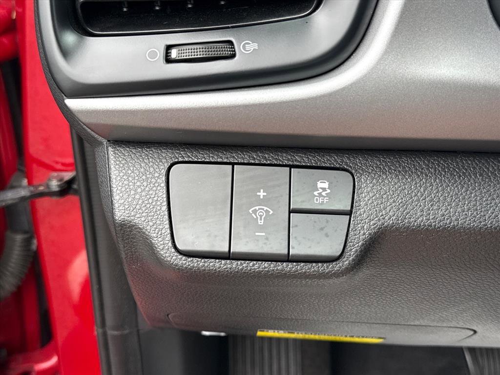 Used 2021 Currant Red Kia S image 19