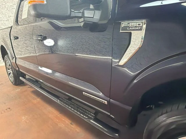 Used 2021 Blue Ford Lariat image 11