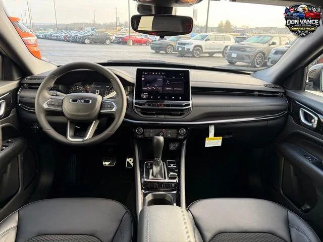New 2026 Bright White Clearcoat Jeep Latitude image 12