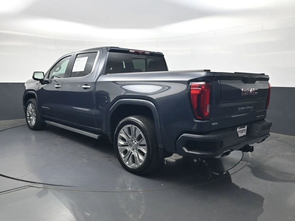 Used 2022 Blue GMC Denali image 7