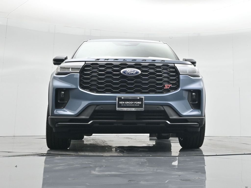 2025 Ford Explorer ST - Photo 50