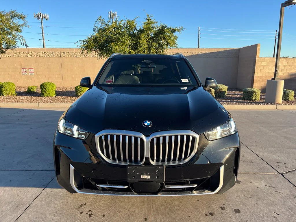 Certified Used 2025 Black BMW sDrive40i image 2
