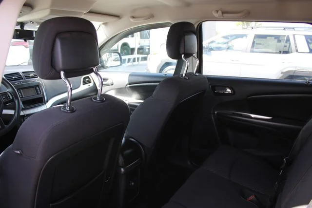 Used 2012 Silver Dodge SXT image 15