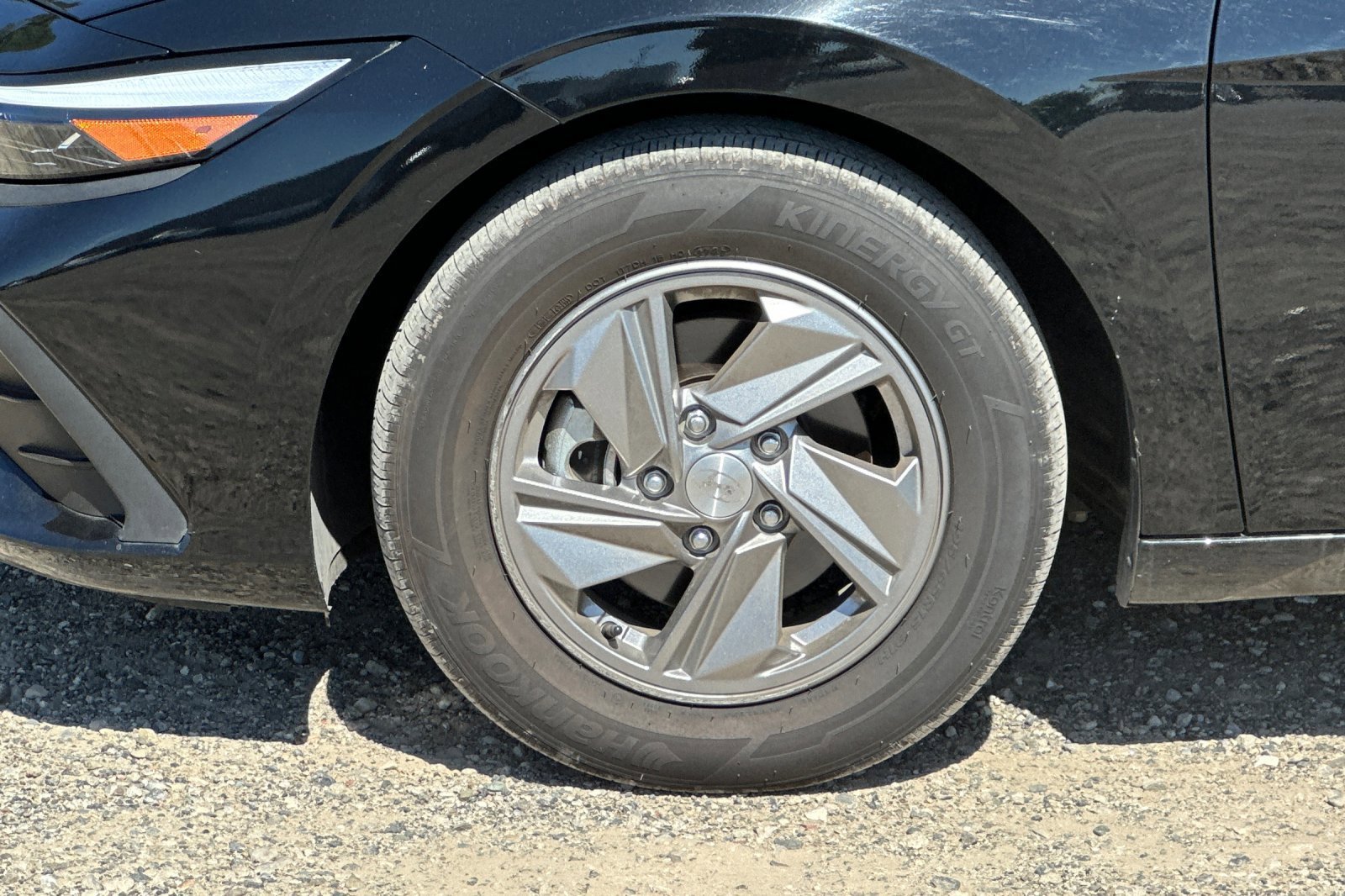 Certified Used 2025 Abyss Black Hyundai SE image 23