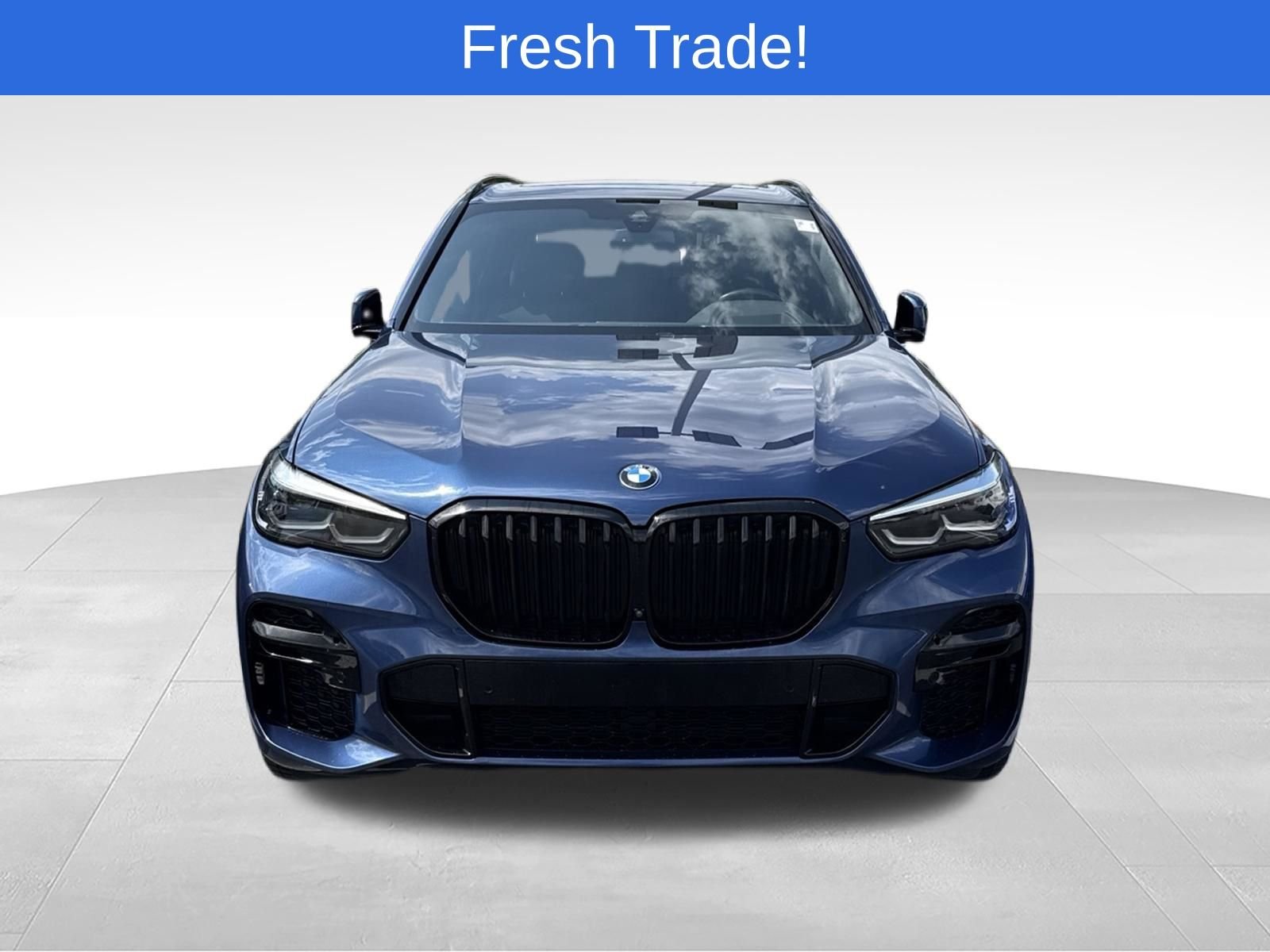 Used 2022 Blue BMW xDrive40i image 1