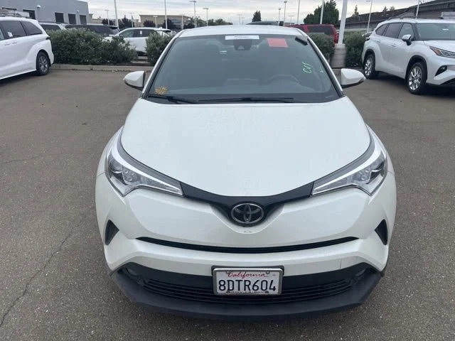 Certified Used 2018 Blizzard Pearl Toyota XLE Premium image 2