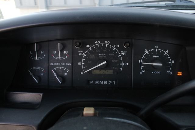 Used 1996 White Ford XL image 9