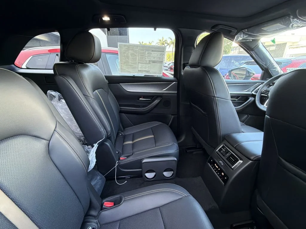 New 2026 Artisan Red Premium Mazda 3.3 Turbo S Premium Sport AWD image 10