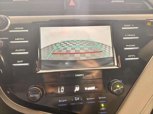 2020 Toyota Camry SE - Photo 20
