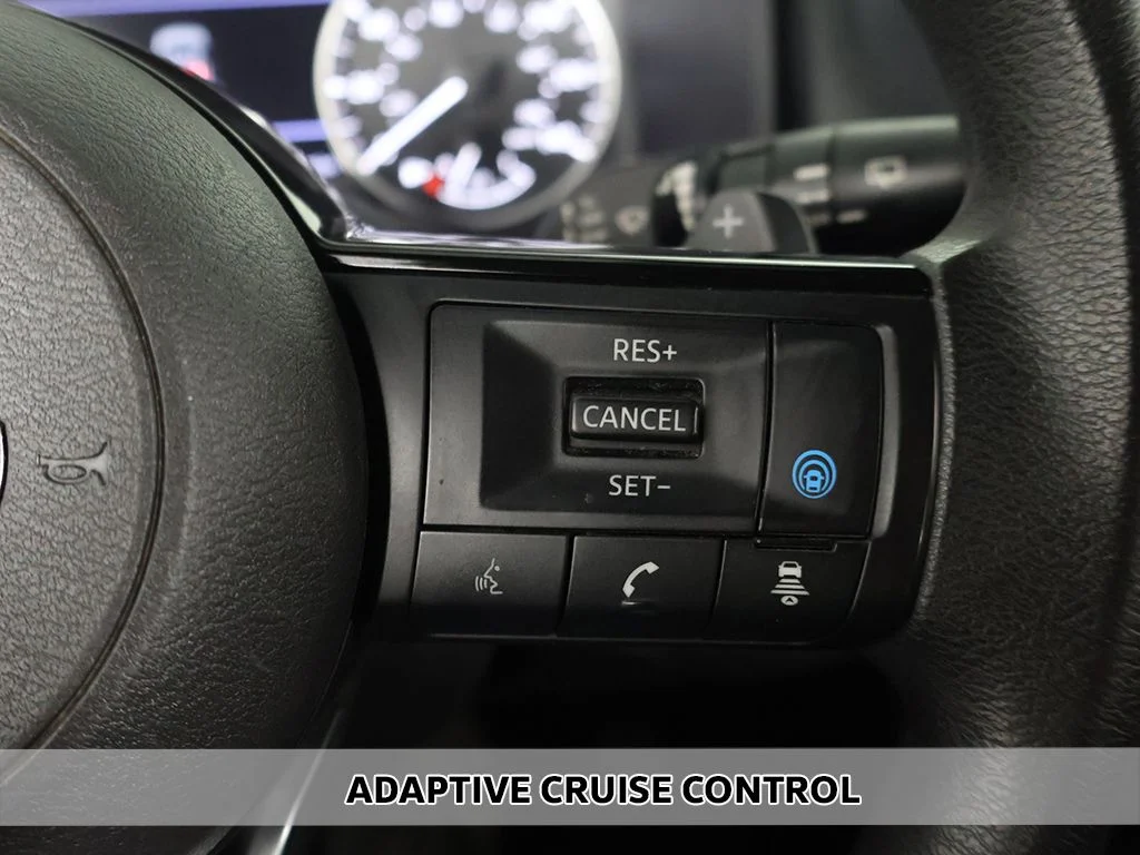 Used 2023 Silver Nissan SV image 3
