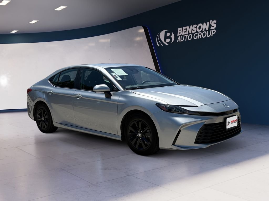 Used 2025 Silver Toyota LE image 7