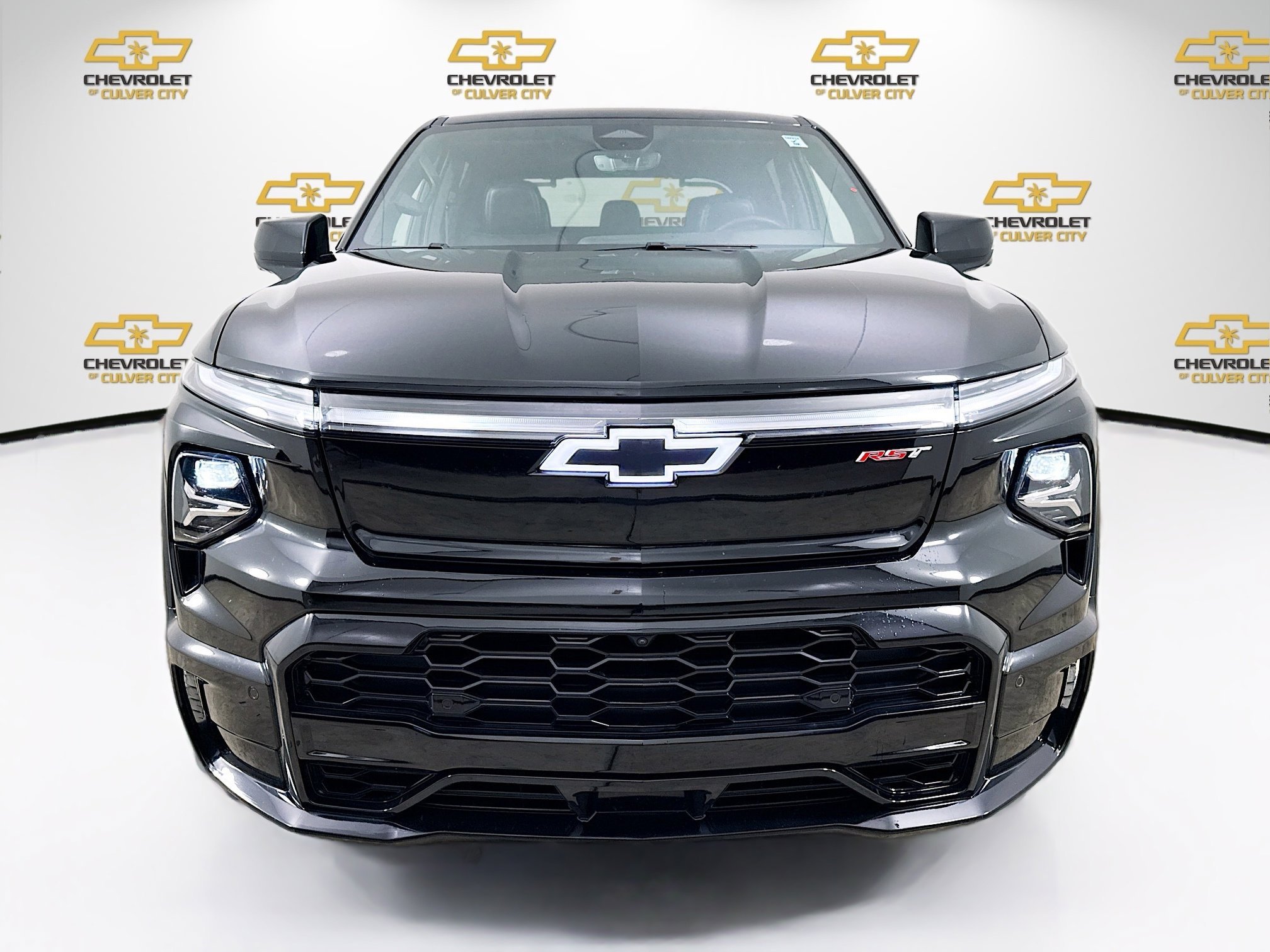 Used 2024 Chevrolet Silverado EV RST with VIN 1GC40ZEL2RU301349 for sale in Culver City, CA