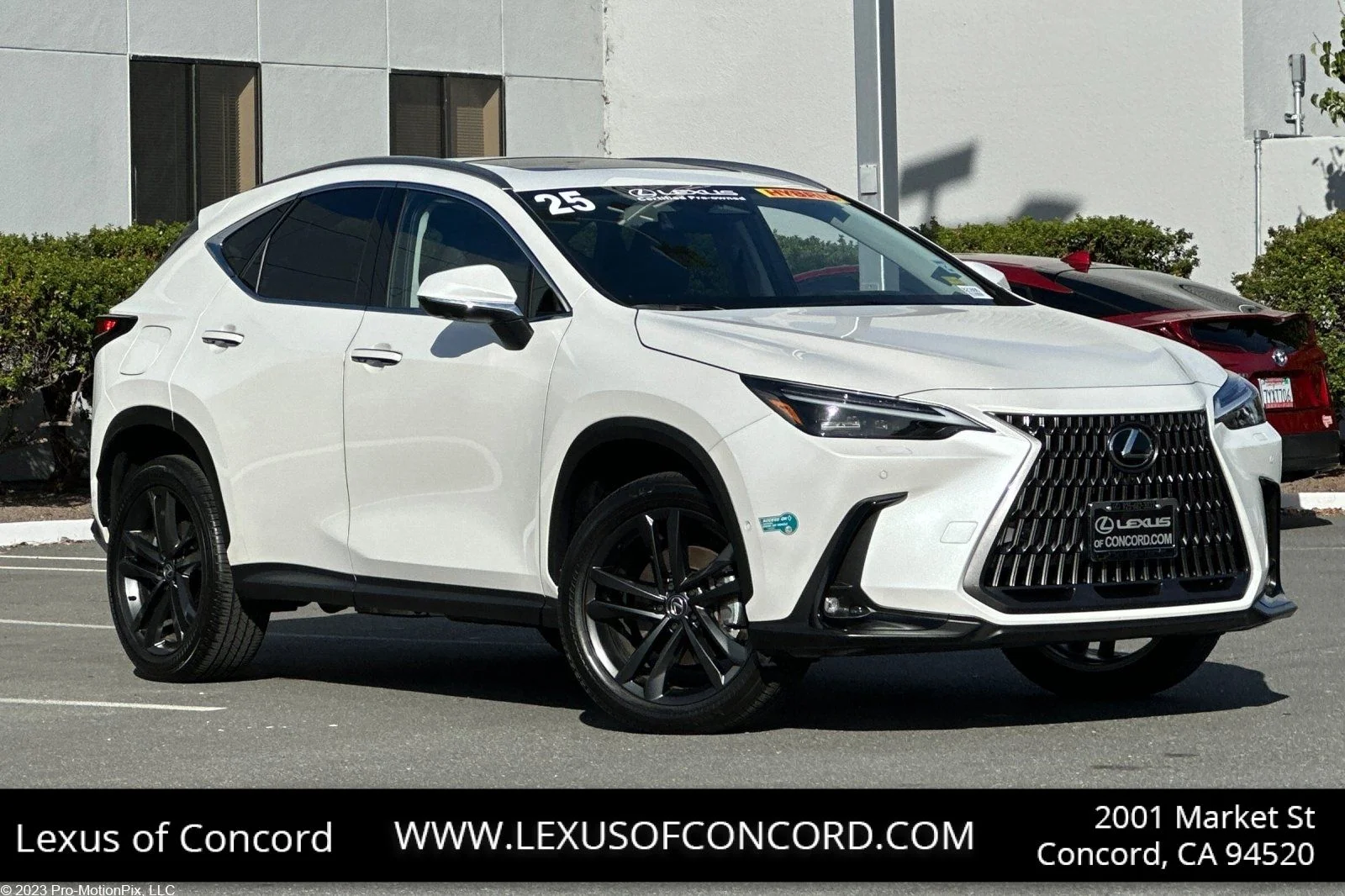 Used 2025 White Pearl Lexus 450h+ Luxury image 1