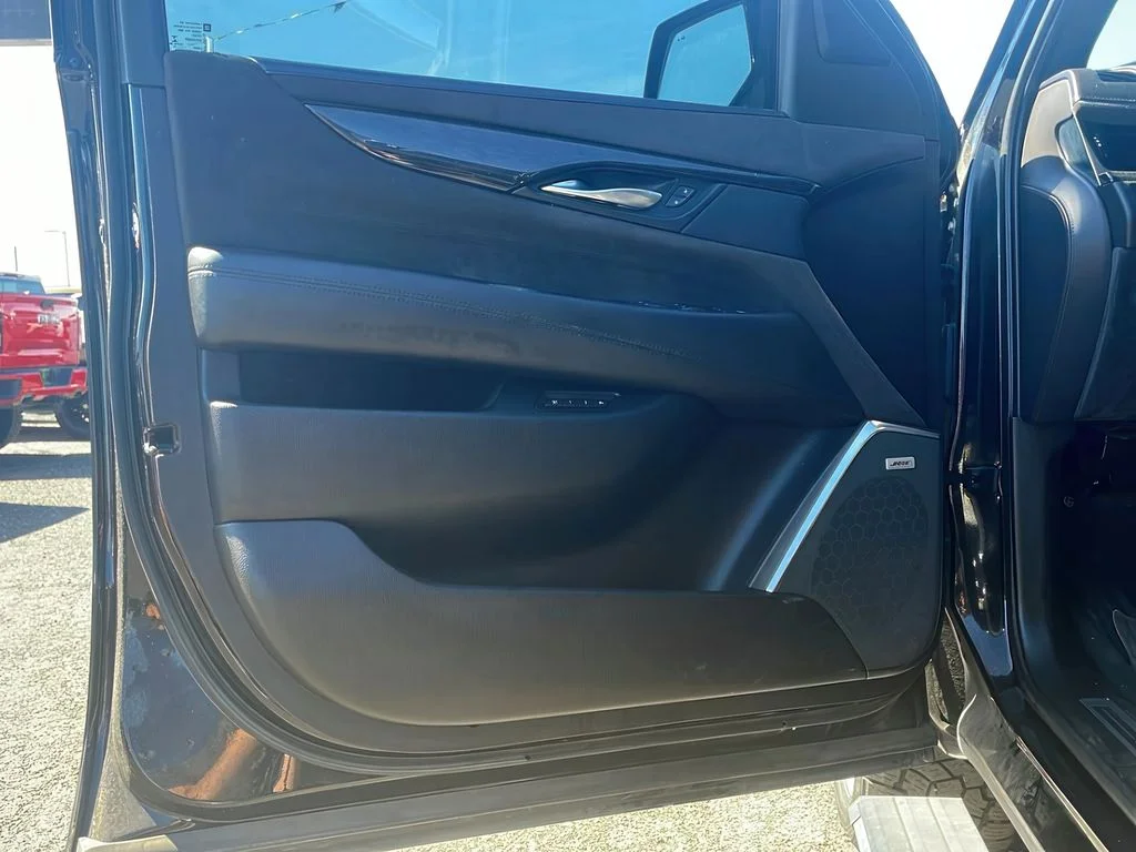 2015 Cadillac Escalade ESV Platinum - Photo 11