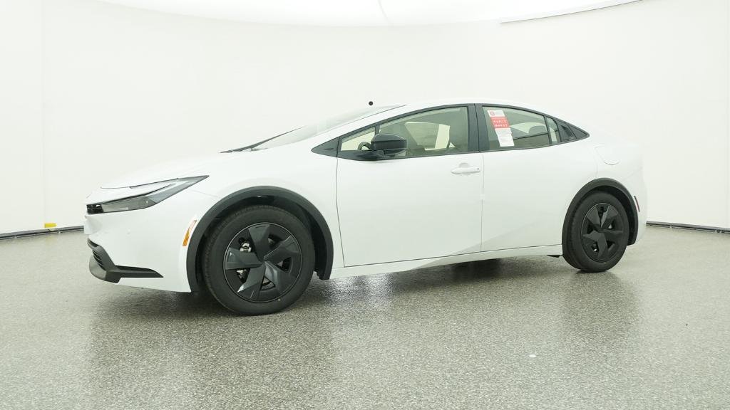 New 2026 Wind Chill Pearl Toyota LE image 4