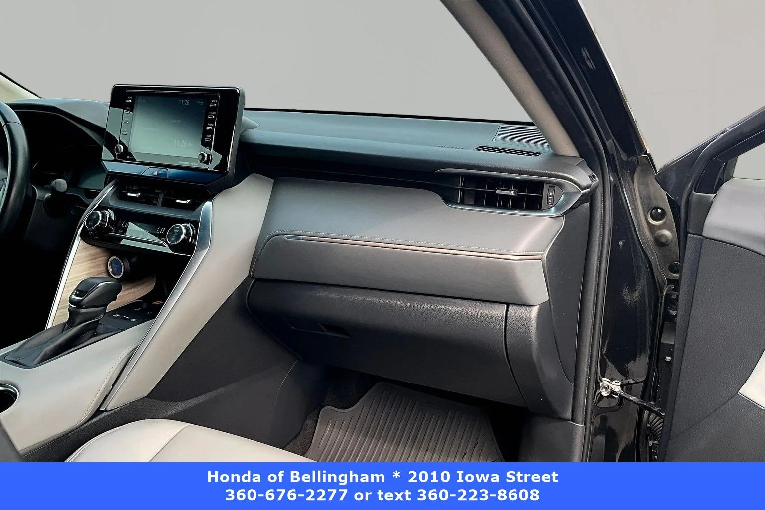 Used 2022 Celestial Black Toyota XLE image 22