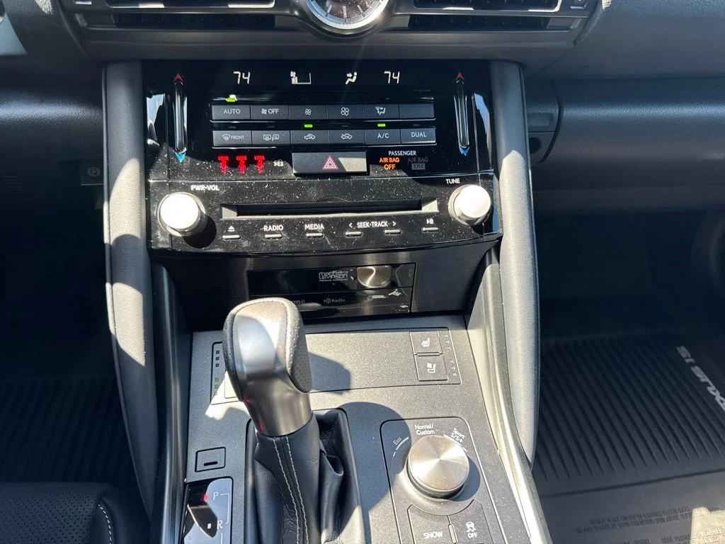 Certified Used 2024  Lexus 500 F SPORT Performance Premium image 19