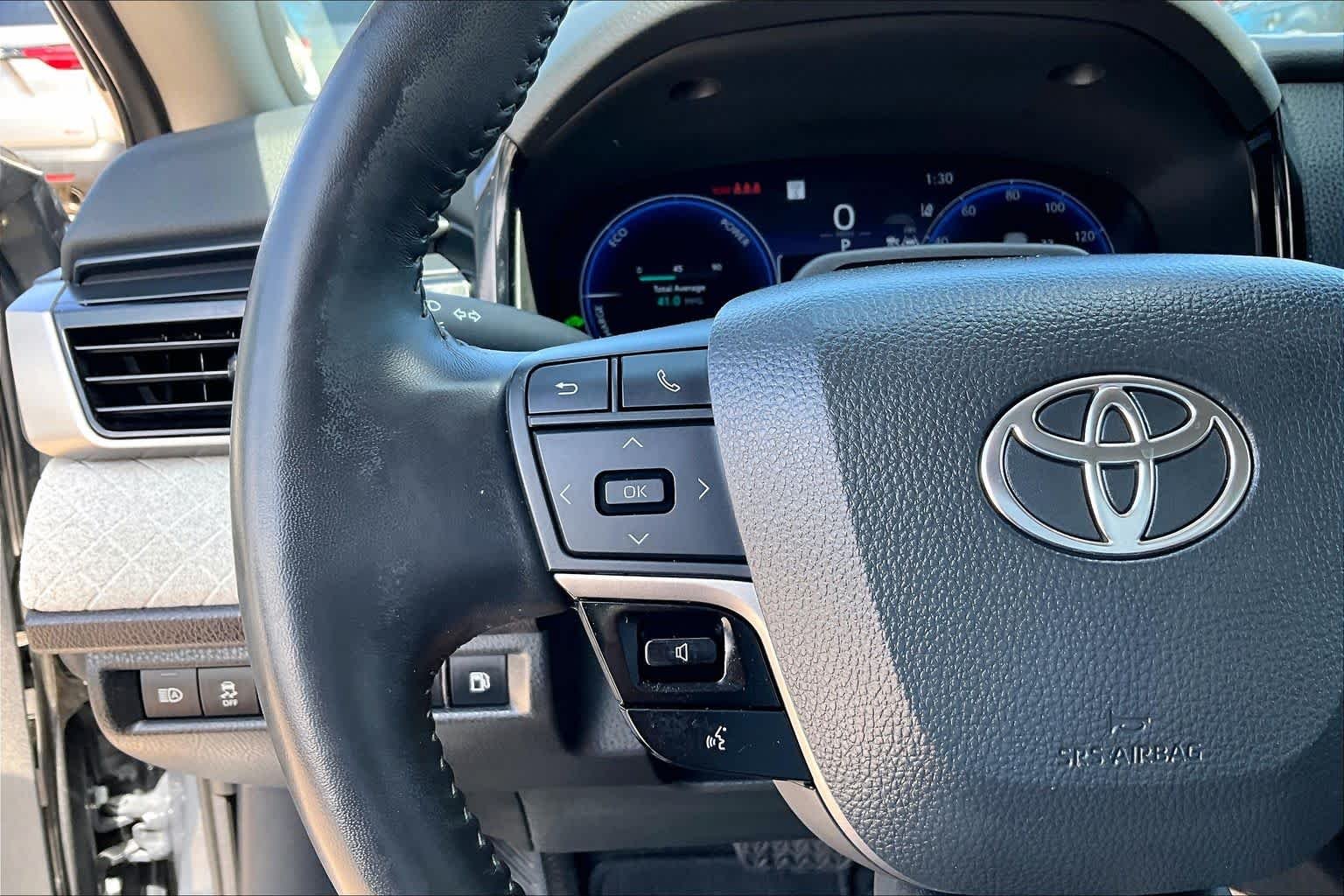 Used 2025 UNDERGROUND Toyota XLE image 24
