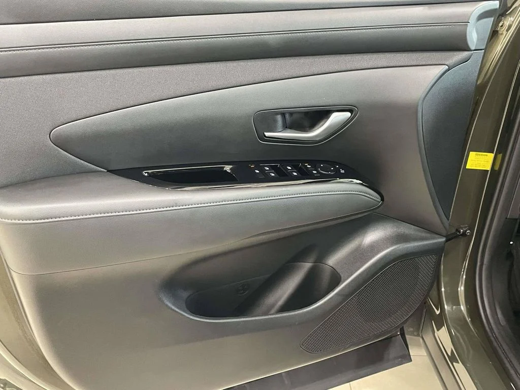 Certified Used 2025 Green Hyundai XRT image 14