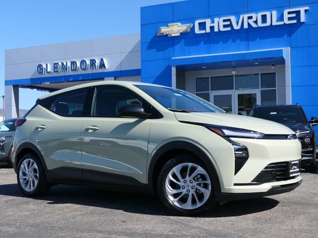 2027 Chevrolet Bolt EV LT Auto's photo