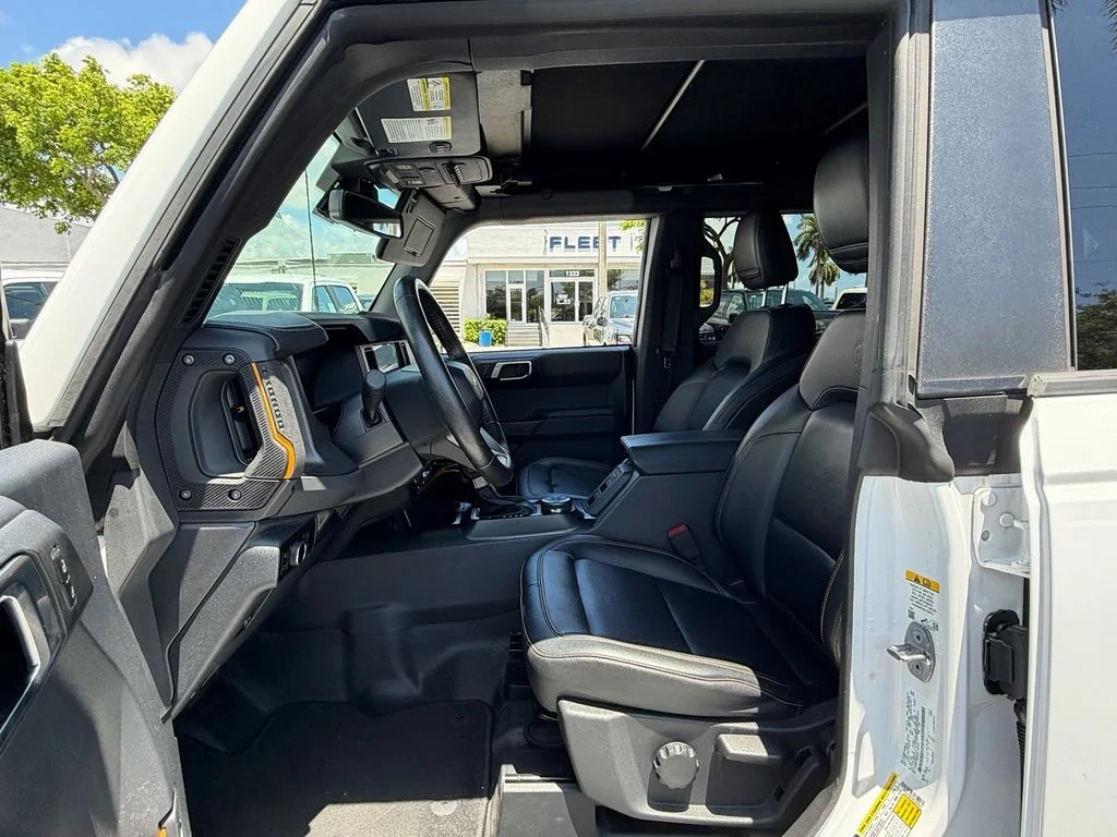 Used 2024 Oxford White Ford Badlands image 8