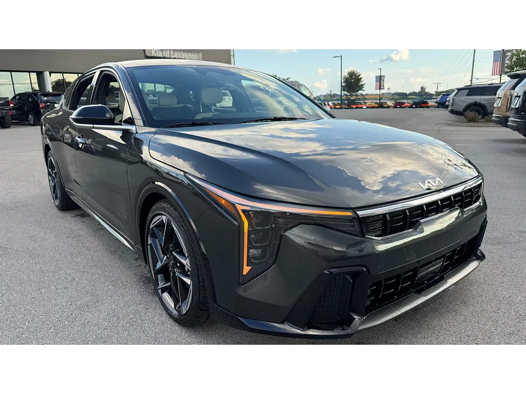 New 2026 Gry Kia GT-Line image 2
