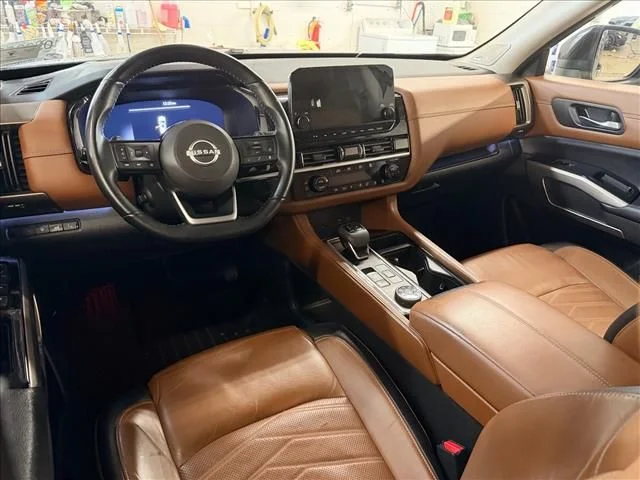 2023 Nissan Pathfinder Platinum - Photo 11