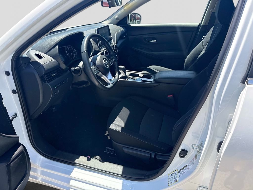 Used 2023 White Nissan SV image 18