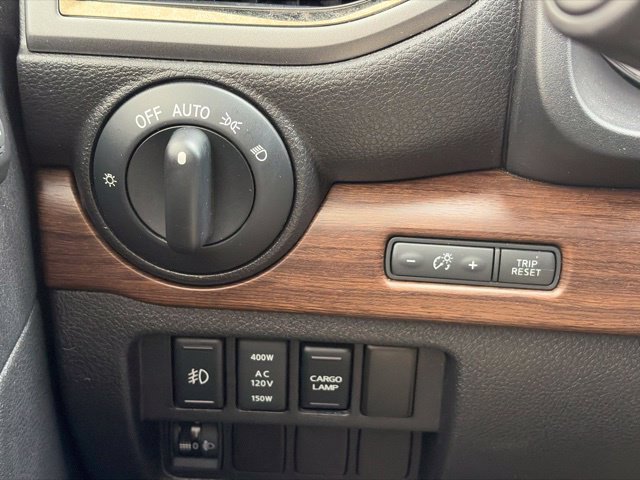 Used 2016 Red Nissan Platinum Reserve image 30
