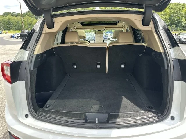 Used 2023  Acura Technology Package image 24
