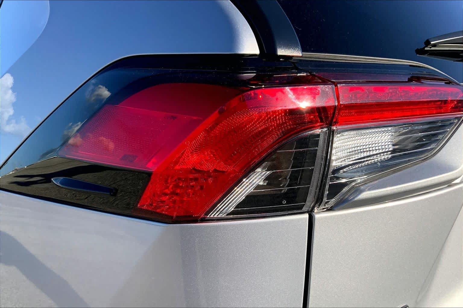 Used 2025 Silver Sky Metallic Toyota LE image 28